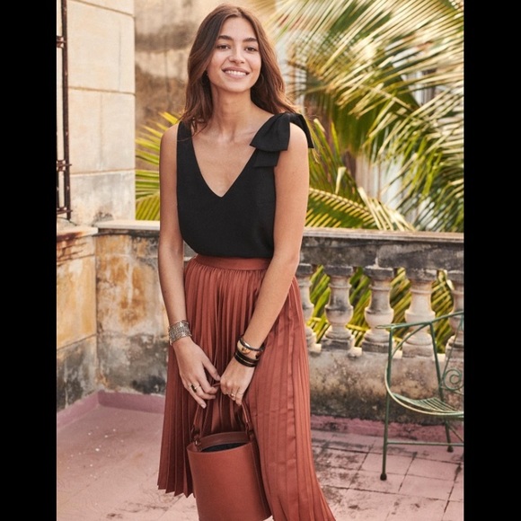 🔺SOLD🔺Sézane Dino Skirt Sz 38 - Picture 5 of 6